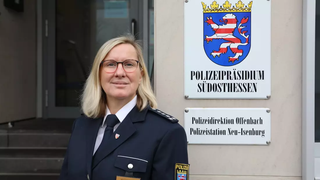 POL-OF: Julia Witthuhn ist neue Leiterin der Polizeistation Neu-Isenburg - Bild: presseportal.de