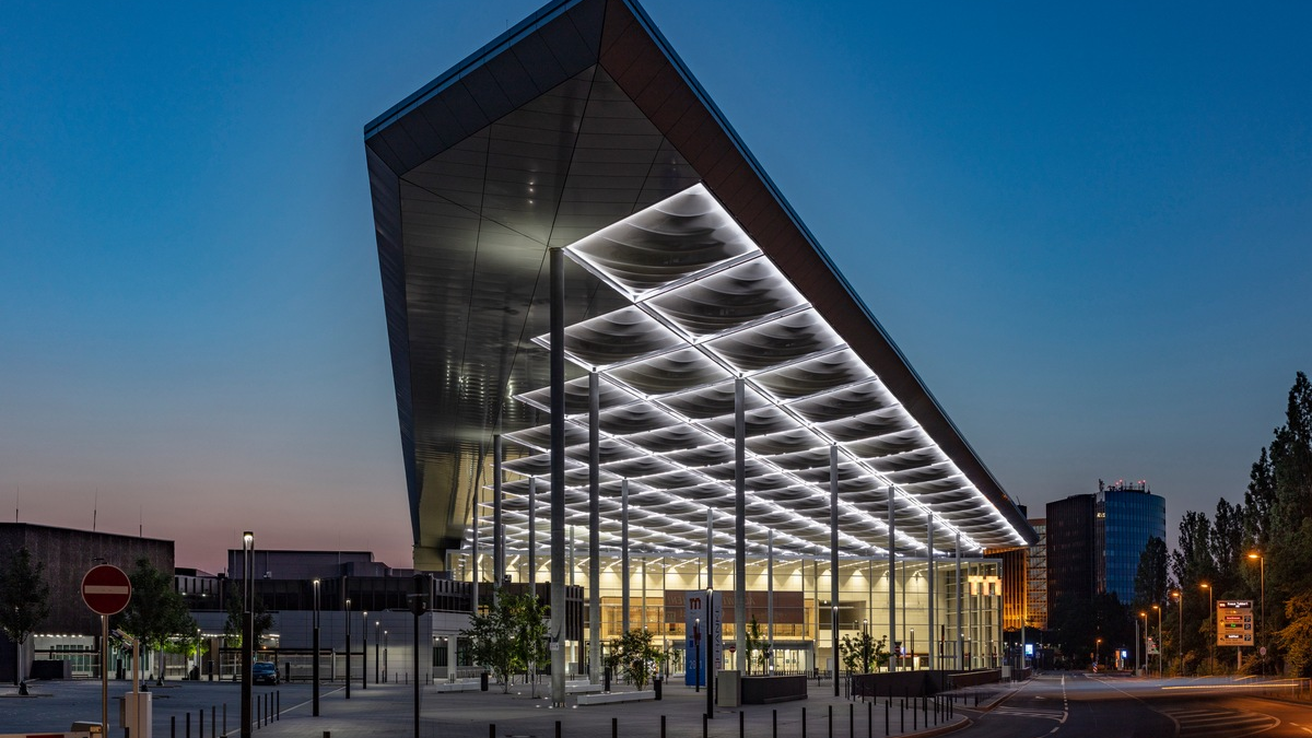 GRIDexpo meldet erste prominente Aussteller für 2025: E.ON One, envelio, DEHN und PQ Plus stellen auf der ersten internationalen Fachmesse für intelligente Stromnetze aus - Foto: presseportal.de