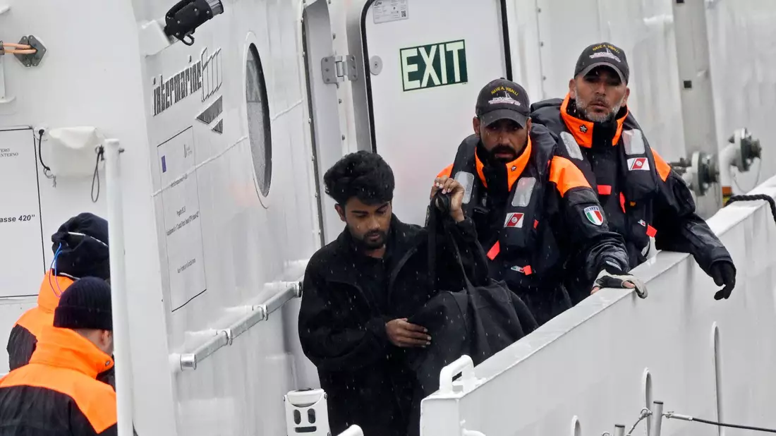 Italiens Pläne für Flüchtlingslager außerhalb der EU kommen vor den Europäischen Gerichtshof. (Foto: Archiv) - Bild: Valeria Ferrario/AP/dpa