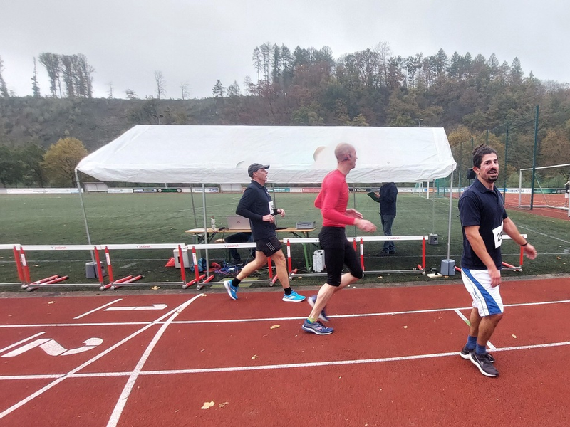 FW-AR: Oeventroper Straßenlauf- Hauptamtliches Laufteam nimmt teil - Foto: presseportal.de