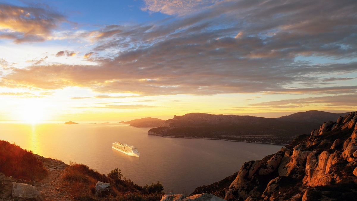 Per Direktflug zur Traumkreuzfahrt im Mittelmeer: Costa Kreuzfahrten mit Condor Charter ab Düsseldorf - Foto: presseportal.de