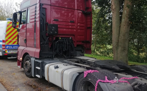 POL-PDKL: Defekte Bremsen führen zur Untersagung der Weiterfahrt - Foto: presseportal.de