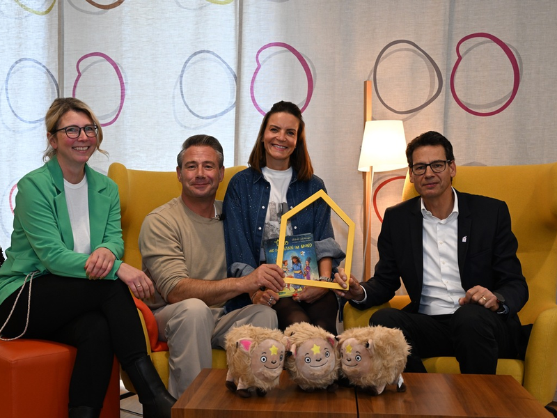 Prominenter Besuch im Ronald McDonald Haus München-Großhadern - Foto: presseportal.de