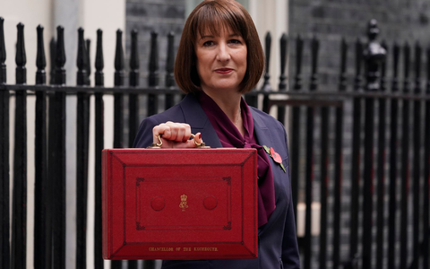 Rachel Reeves ist die erste Frau überhaupt an der Spitze des britischen Finanzministeriums. - Foto: Alberto Pezzali/AP