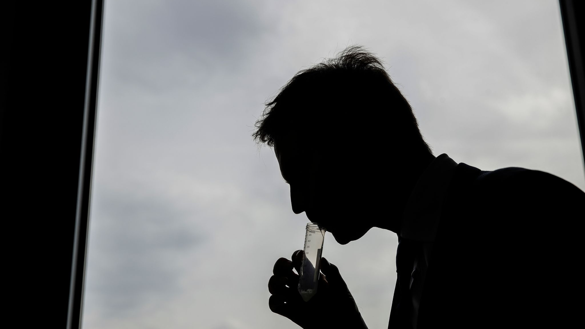 Im Speichel können viele Hormone nachgewiesen werden. (Archivbild) - Foto: Luca Bruno/AP/dpa