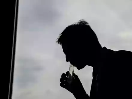 Im Speichel können viele Hormone nachgewiesen werden. (Archivbild) - Foto: Luca Bruno/AP/dpa