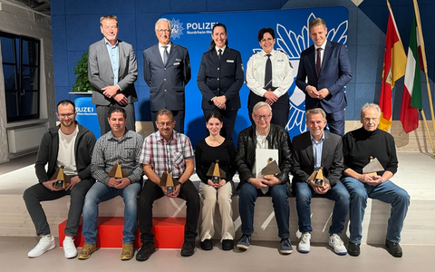 POL-EU: Erste Verleihung des Zivilcourage-Preises der Kreispolizeibehörde Euskirchen würdigt mutige Bürgerinnen und Bürger - Foto: presseportal.de