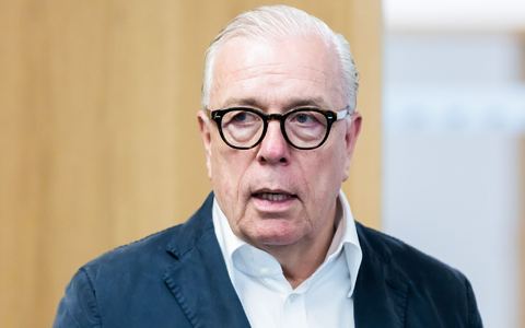 ĂrzteprĂ€sident Klaus Reinhardt kann sich Krankschreibungen auch nur fĂŒr einige Stunden am Tag vorstellen. (Archivbild) - Foto: Christoph Soeder/dpa ĂrzteprĂ€sident Klaus Reinhardt kann sich Krankschreibungen auch nur fĂŒr einige Stunden am Tag vorstellen. (Archivbild) - Foto: Christoph Soeder/dpa