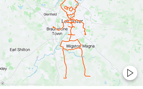 Vor allem die Beine und Rippen kosteten viel Zeit. - Foto: Rebecca Laurel/PA Media/dpa