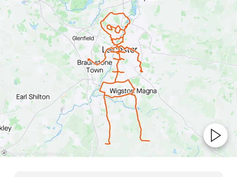 Vor allem die Beine und Rippen kosteten viel Zeit. - Foto: Rebecca Laurel/PA Media/dpa