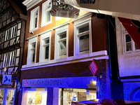 FW Celle: Falschparker behindern Feuerwehr - Einsatz in der Altstadt! - Foto: presseportal.de