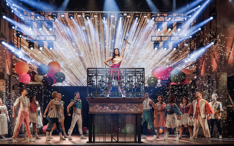 Das Musical erzählt, wie die Liebesgeschichte von Romeo und Julia weitergeht. - Foto: Markus Scholz/dpa