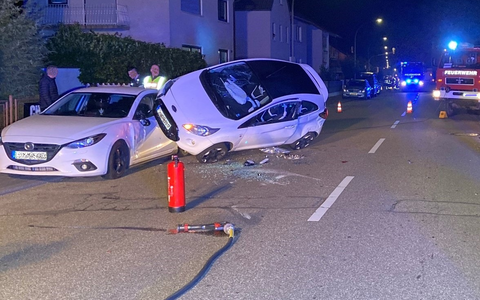 POL-PDNW: (Haßloch) Auto kippt fast um - Foto: presseportal.de