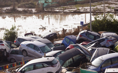 Nach den Unwettern herrscht Chaos und Verzweiflung - Foto: Alberto Saiz/AP