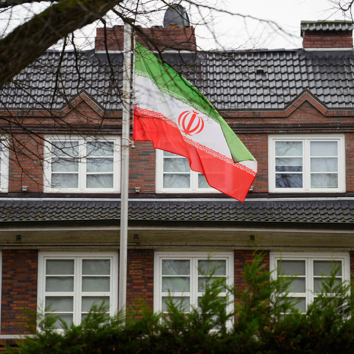 Bundesregierung schließt alle iranischen Generalkonsulate - Foto: Gregor Fischer/dpa
