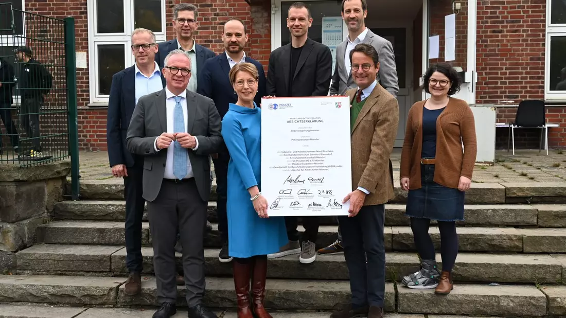 POL-MS: Modellprojekt Integration in der ZUE Münster Wollen den Menschen Perspektiven aufzeigen - Bild: presseportal.de