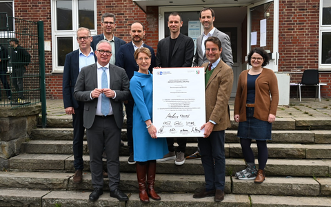 POL-MS: Modellprojekt Integration in der ZUE Münster Wollen den Menschen Perspektiven aufzeigen - Foto: presseportal.de POL-MS: Modellprojekt Integration in der ZUE Münster Wollen den Menschen Perspektiven aufzeigen - Foto: presseportal.de