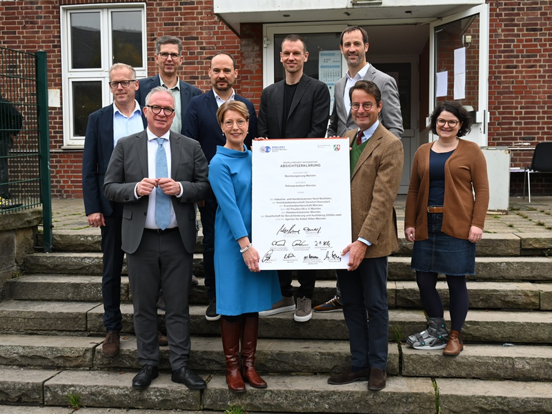 POL-MS: Modellprojekt Integration in der ZUE Münster Wollen den Menschen Perspektiven aufzeigen - Foto: presseportal.de