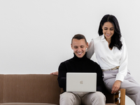 Michael und Lobna Schafhauser: Kann man sich Copywriting selbst beibringen? - Foto: presseportal.de