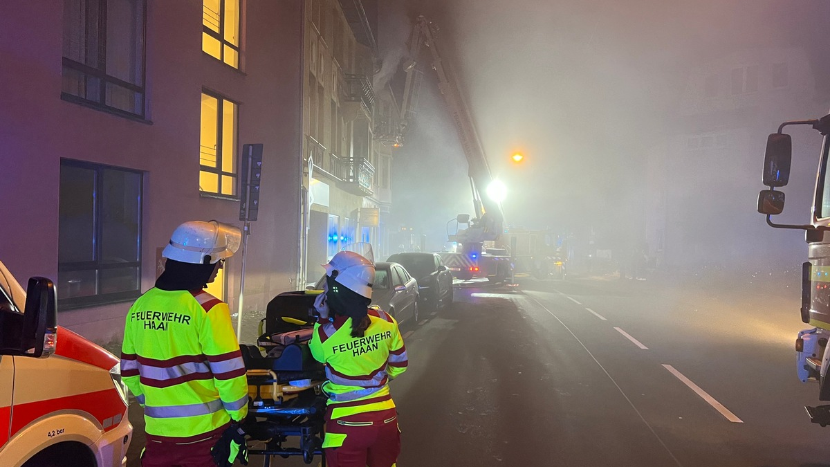 FW-HAAN: Wohnung brennt an der Bahnhofstraße aus - eine Verletzte - Foto: presseportal.de