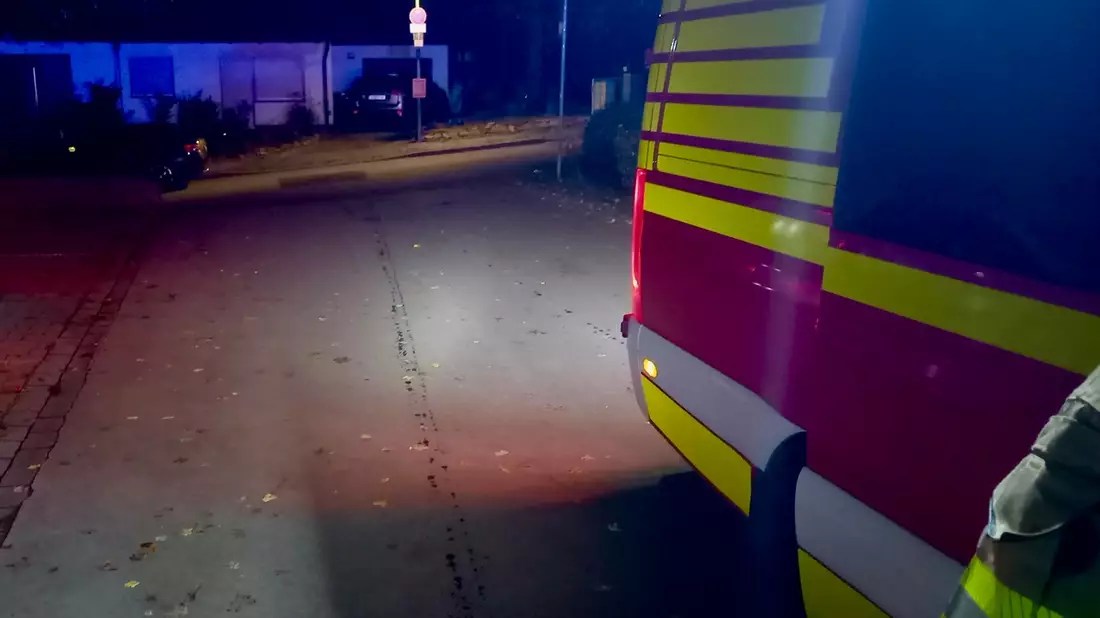FW-EN: Happy Halloween für die Feuerwehr: Vier Einsätze, drei davon am Abend - Eier und Feuerwerkskörper im Gymnasium. - Bild: presseportal.de