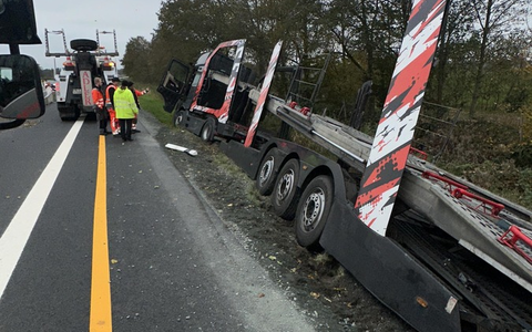 POL-CUX: Autobahn für mehrere Stunden gesperrt - Foto: presseportal.de