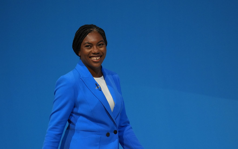 Die frühere Wirtschaftsministerin gibt sich als Kulturkämpferin gegen eine «woke» Politik. (Archivbild) - Foto: Jacob King/PA Wire/dpa