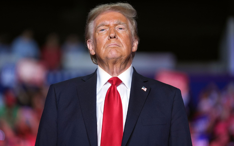 Im Endspurt der US-Wahl versucht Trump besonders, auch Frauen für sich zu gewinnen. - Foto: Evan Vucci/AP/dpa