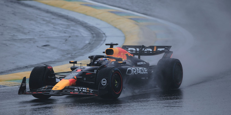 Lando Norris startet in Brasilien von Platz eins. - Foto: Ettore Chiereguini/AP/dpa