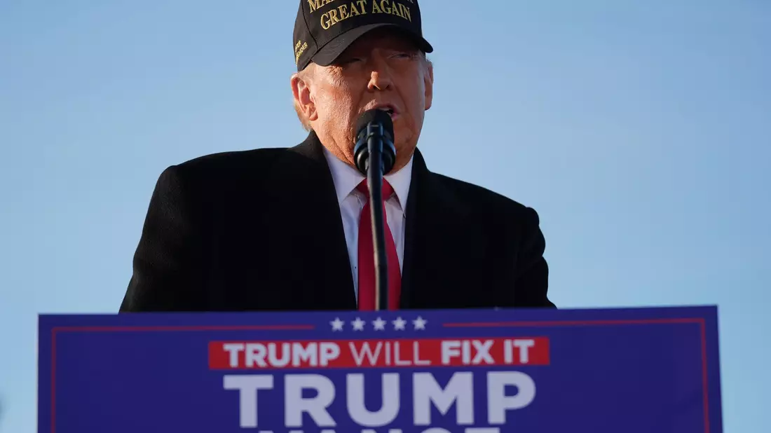 Trump zeichnet ein düsteres Bild der USA. (Archivbild) - Bild: Evan Vucci/AP