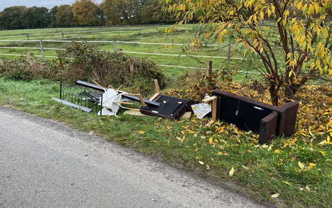 POL-ROW: ++ Mobiliar auf Grünstreifen entsorgt - Polizei bittet um Hinweise ++ Einbruch in Werkstatt - Polizei bittet um Hinweise ++ Einbrecher auf frischer Tat ertappt ++ Polizei stoppt Trunkenheitsfahrt ++ - Foto: presseportal.de POL-ROW: ++ Mobiliar auf Grünstreifen entsorgt - Polizei bittet um Hinweise ++ Einbruch in Werkstatt - Polizei bittet um Hinweise ++ Einbrecher auf frischer Tat ertappt ++ Polizei stoppt Trunkenheitsfahrt ++ - Foto: presseportal.de