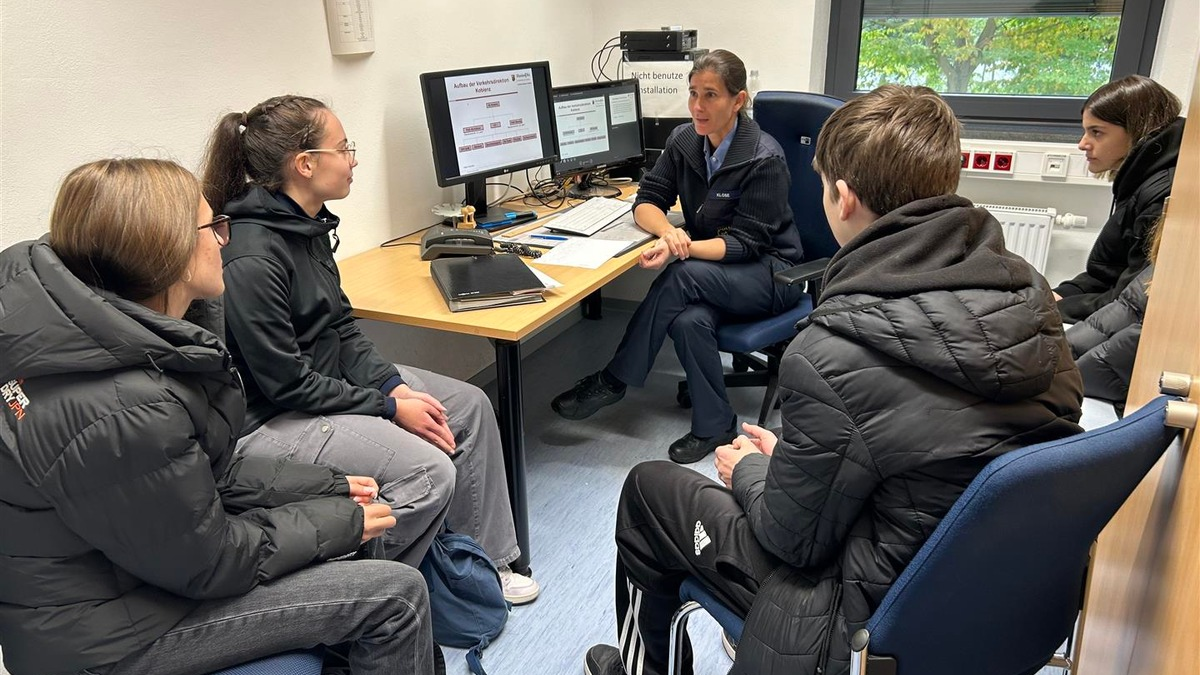 POL-PPKO: Rückblick auf das Schnupperpraktikum der Polizei Cochem - Foto: presseportal.de