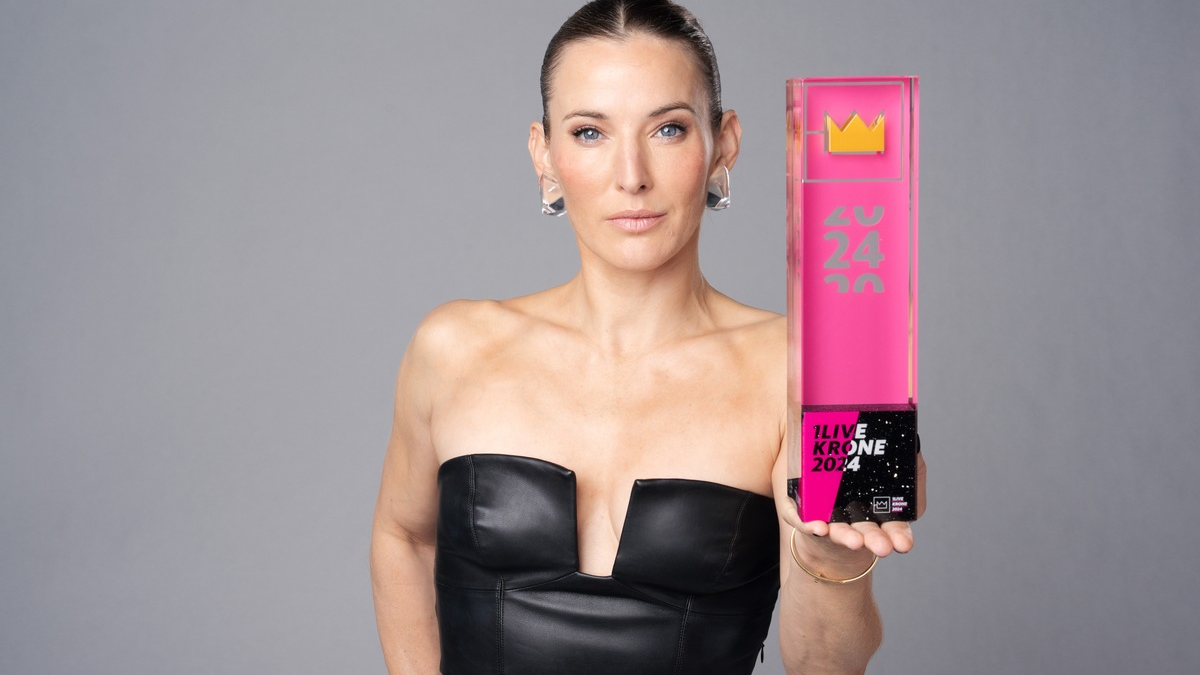 1LIVE Krone: Jeannine Michaelsen moderiert – Nominierte stehen fest - Foto: presseportal.de