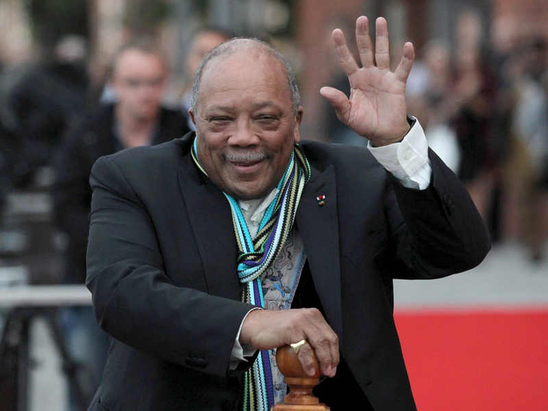 Nicht nur US-Präsident Joe Biden und sein Vorgänger Barack Obama würdigten die Musiklegende. (Archivbild) - Foto: Piotr Wittman/PAP/EPA/dpa