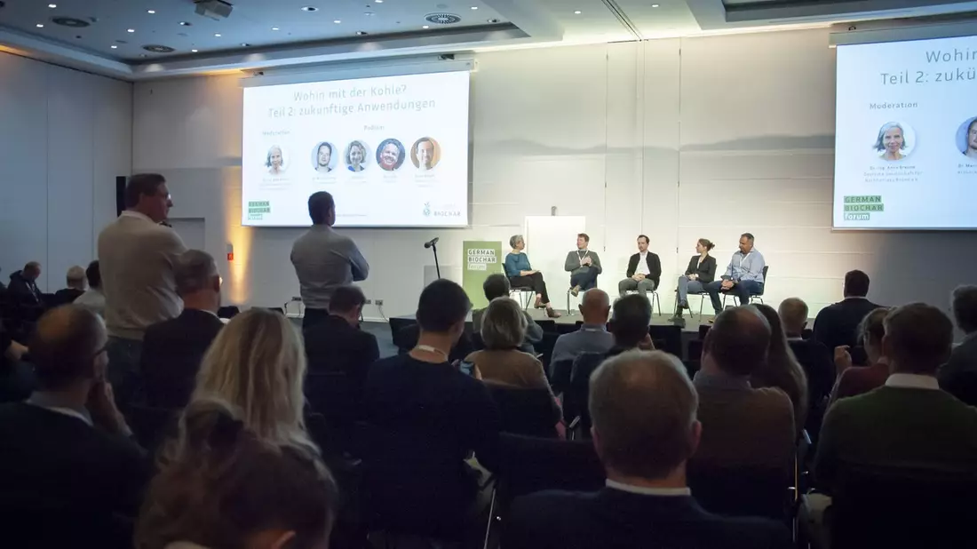 Ein Monat bis zum German Biochar Forum 2024 / Networking, Barcamps und Innovation im Fokus - Bild: presseportal.de