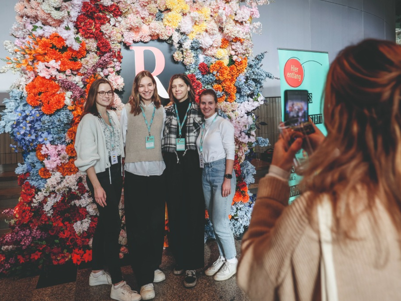 PR Report Camp 2024: 60 Top-Profis unterstützen junge Talente beim Ein- und Aufstieg in der PR-Branche - Foto: presseportal.de