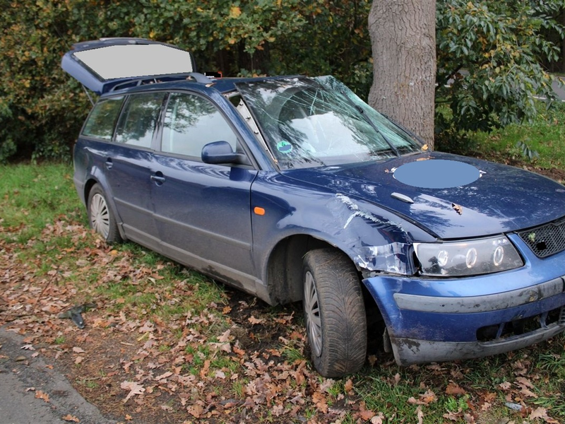 POL-MI: Zwei Schilder und Zaun überfahren - Foto: presseportal.de