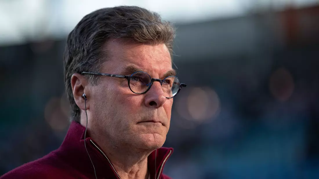 Dieter Hecking ist der neue Trainer des VfL Bochum. - Bild: Swen Pförtner/dpa