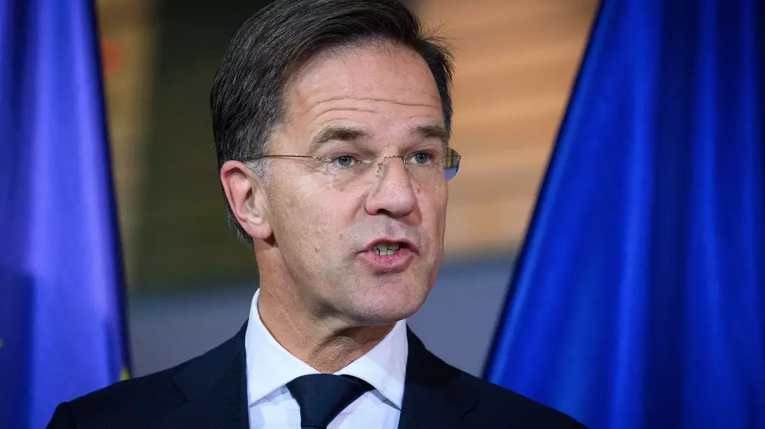 Die Gefahr eines Nato-Rückzugs der USA sieht der Chef des Bündnisses, Mark Rutte, nicht.  - Bild: Bernd von Jutrczenka/dpa