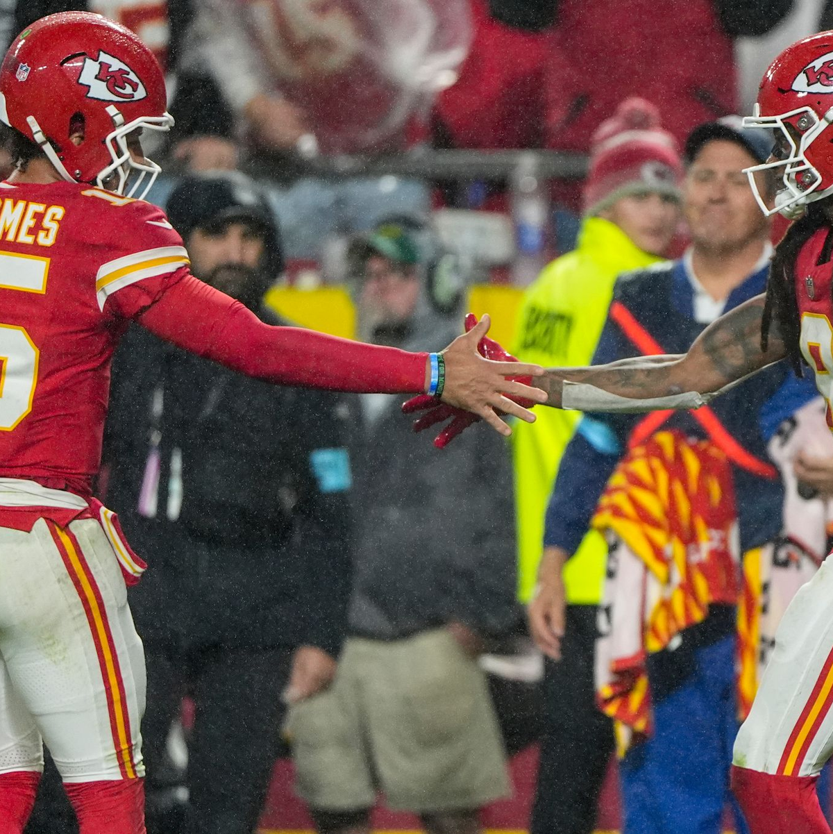 DeAndre Hopkins erarbeitete sich schnell das Vertrauen von Quarterback Patrick Mahomes.  - Foto: Charlie Riedel/AP/dpa