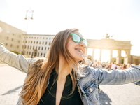 SKL Glücksatlas 2024 / Deutschlands Lebenszufriedenheit steigt kräftig - Foto: presseportal.de