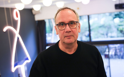 Volker Kutscher plant keine neue Romanreihe mit seinem Helden Gereon Rath. - Foto: Oliver Berg/dpa