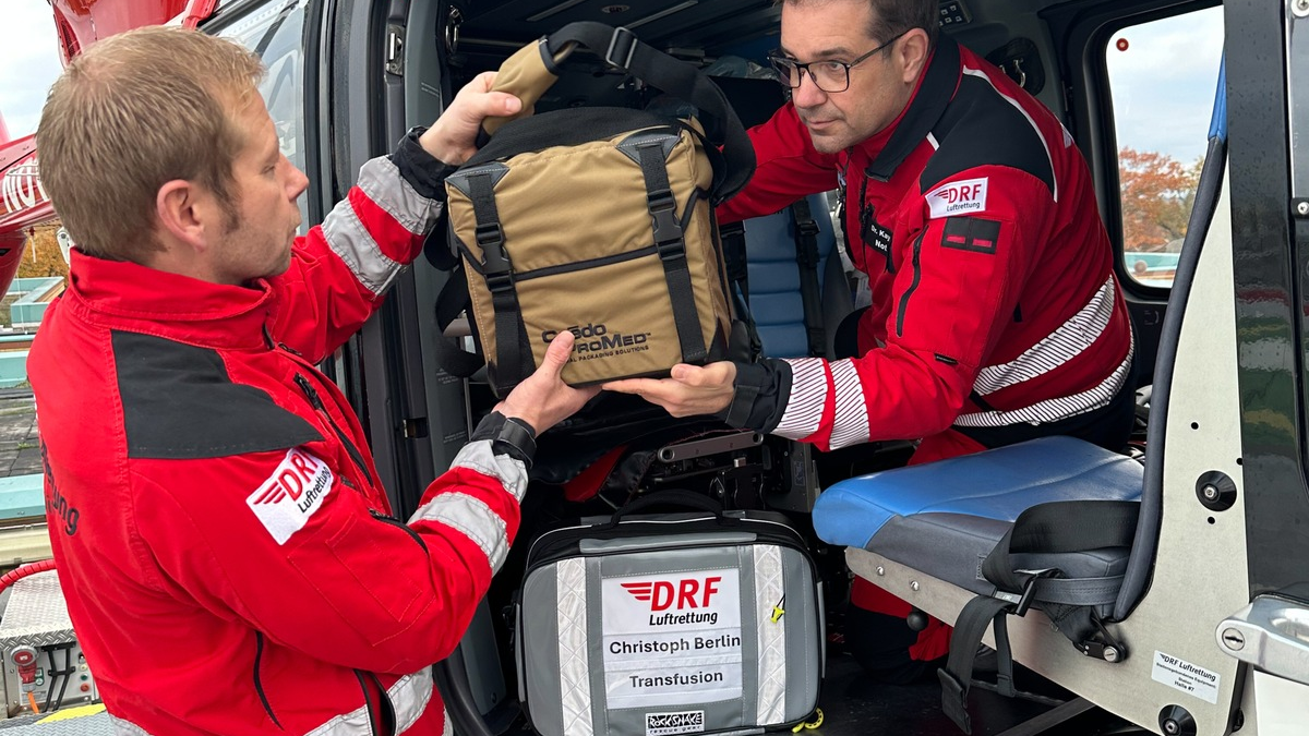 Lebensrettend bei massivem Blutverlust / Christoph Berlin mit Blut- und Plasmakonserven im Einsatz - Foto: presseportal.de