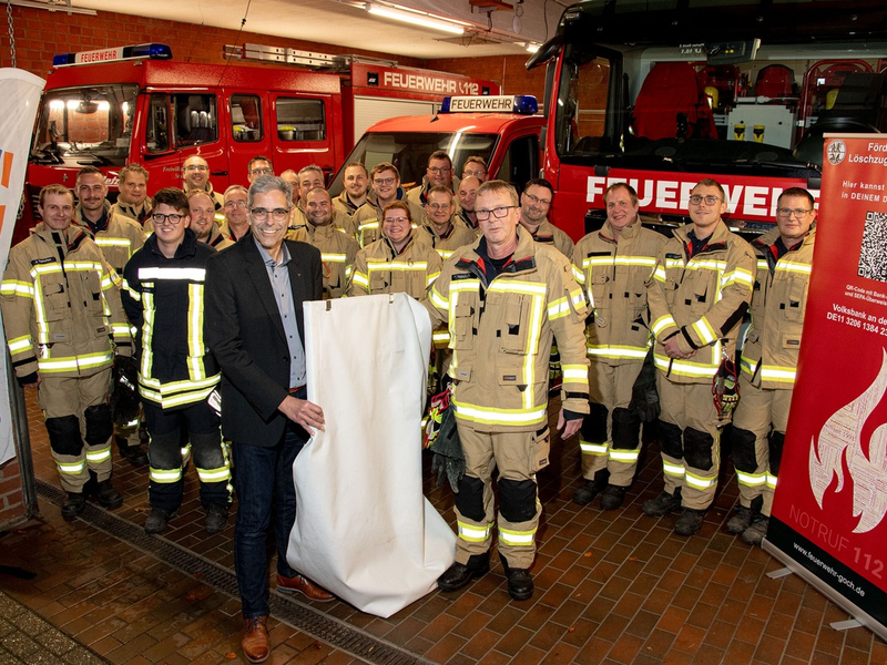 Feuerwehr Goch: Rauchvorhang für den Löschzug Pfalzdorf - Foto: presseportal.de