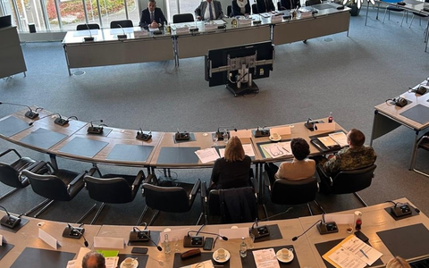 POL-HSK: Landrat Dr. Schneider lädt zur Sicherheitskonferenz ins Kreishaus ein - Foto: presseportal.de