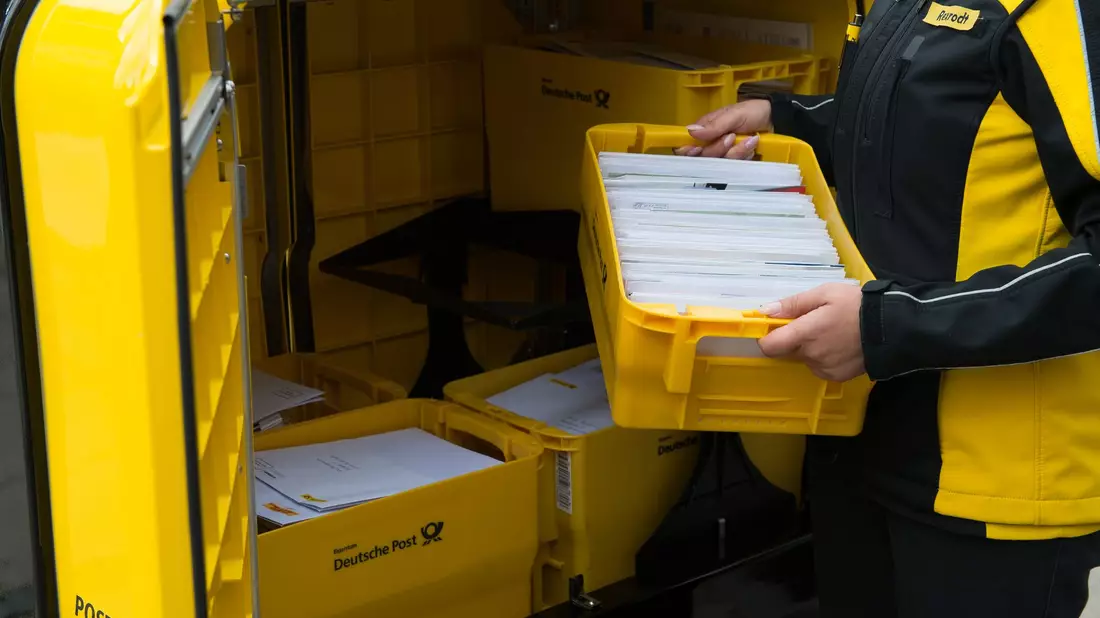 1.700 identische Briefe des Finanzamts hat ein Mann in Quickborn erhalten. (Symbolfoto) - Bild: picture alliance / Swen Pförtner/dpa