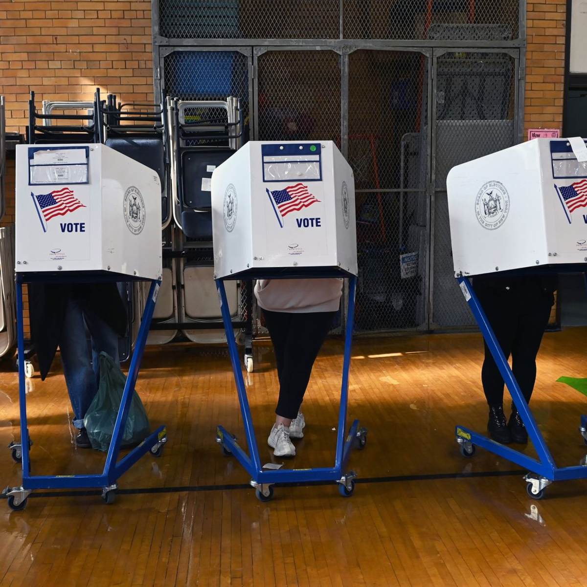 Millionen strömten zu den Wahllokalen - Foto: Andrea Renault/ZUMA Press Wire/dpa