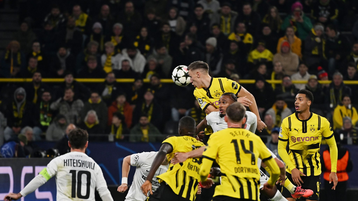 Dortmunds Trainer Sahin wirkt erleichtert - Foto: Bernd Thissen/dpa