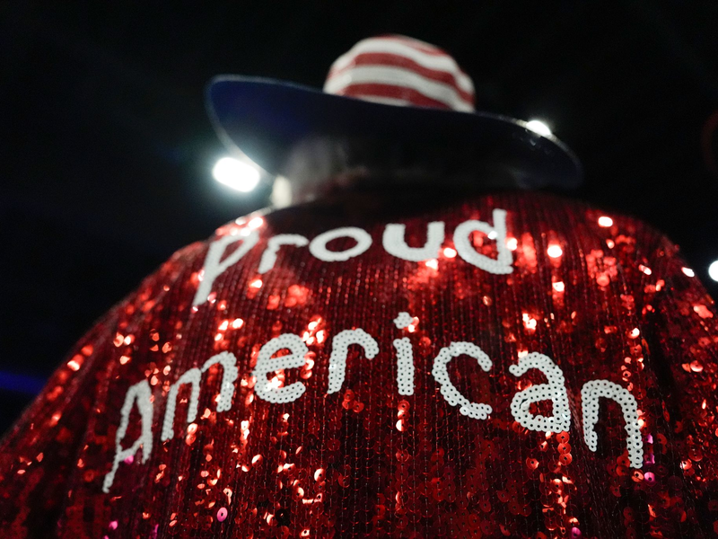 In wenigen Wochen sitzt der designierte US-Präsident Donald Trump wieder am Hebel. - Foto: Julia Demaree Nikhinson/AP/dpa