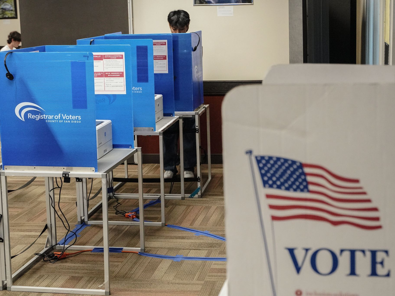 Die Wahllokale in allen US-Bundesstaaten haben geschlossen.  - Foto: Michael Ho Wai Lee/SOPA Images via ZUMA Press Wire/dpa